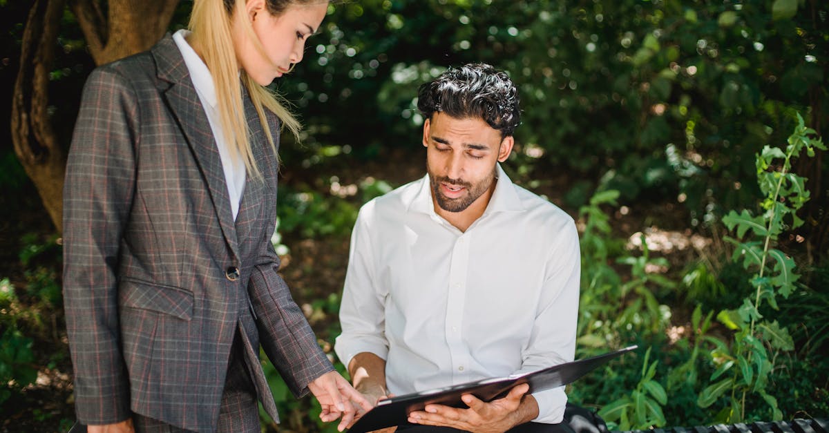 炸房器|如何识别与对抗网络假新闻的传播 